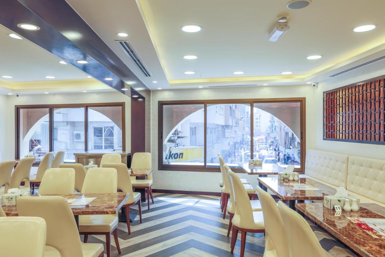 24 Gold Hotel Dubai Bagian luar foto