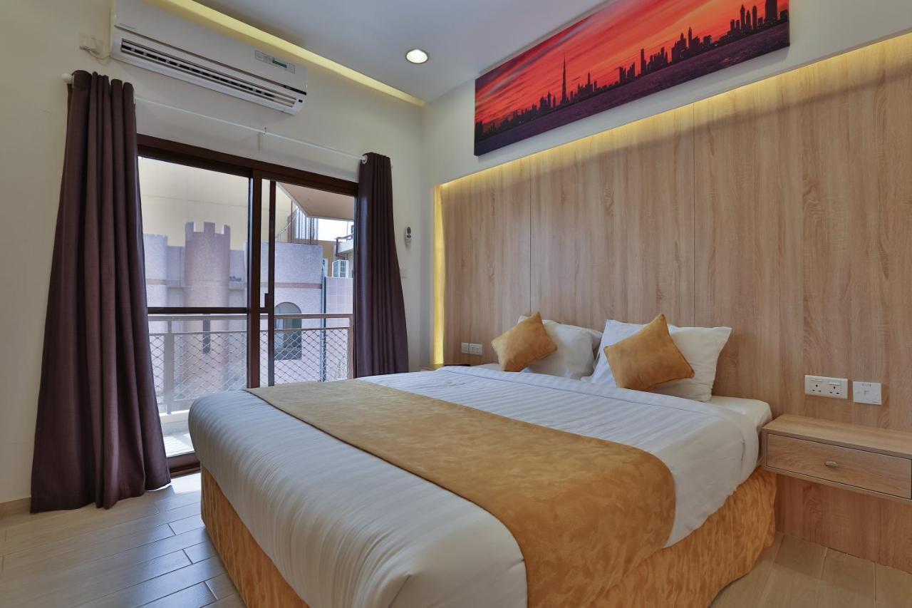 24 Gold Hotel Dubai Bagian luar foto