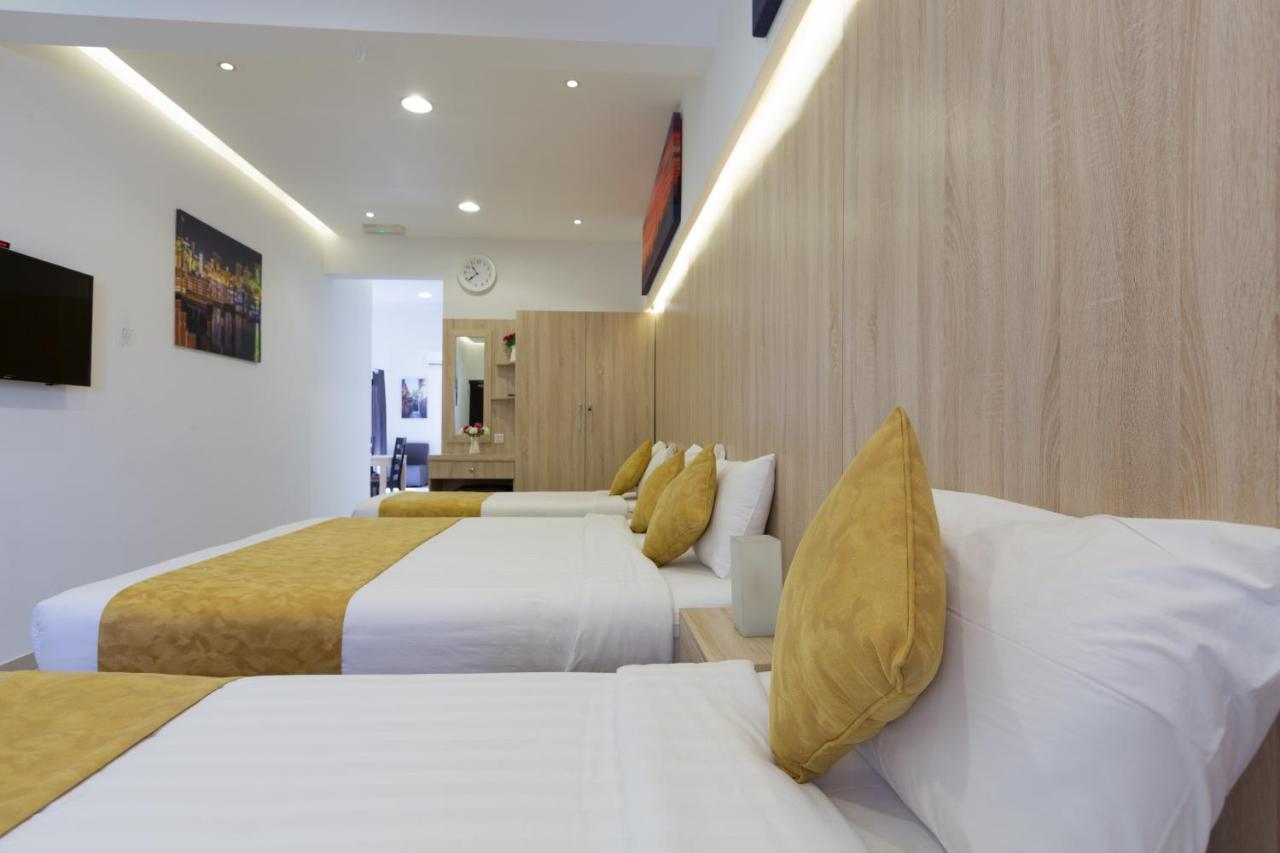 24 Gold Hotel Dubai Bagian luar foto