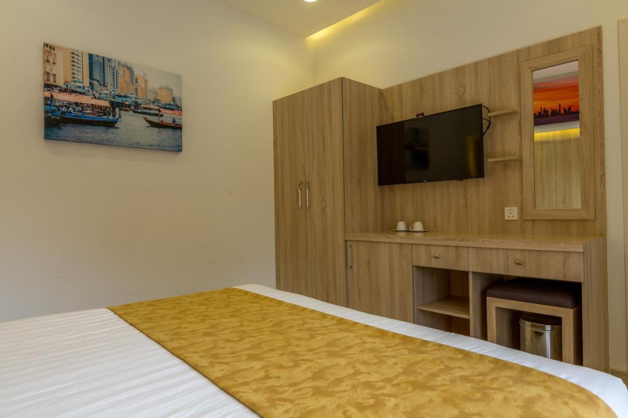 24 Gold Hotel Dubai Bagian luar foto