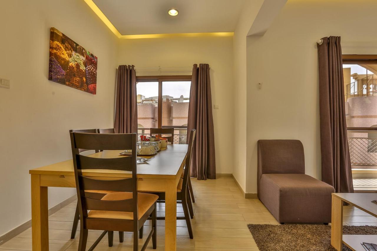 24 Gold Hotel Dubai Bagian luar foto