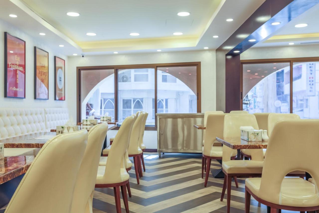24 Gold Hotel Dubai Bagian luar foto