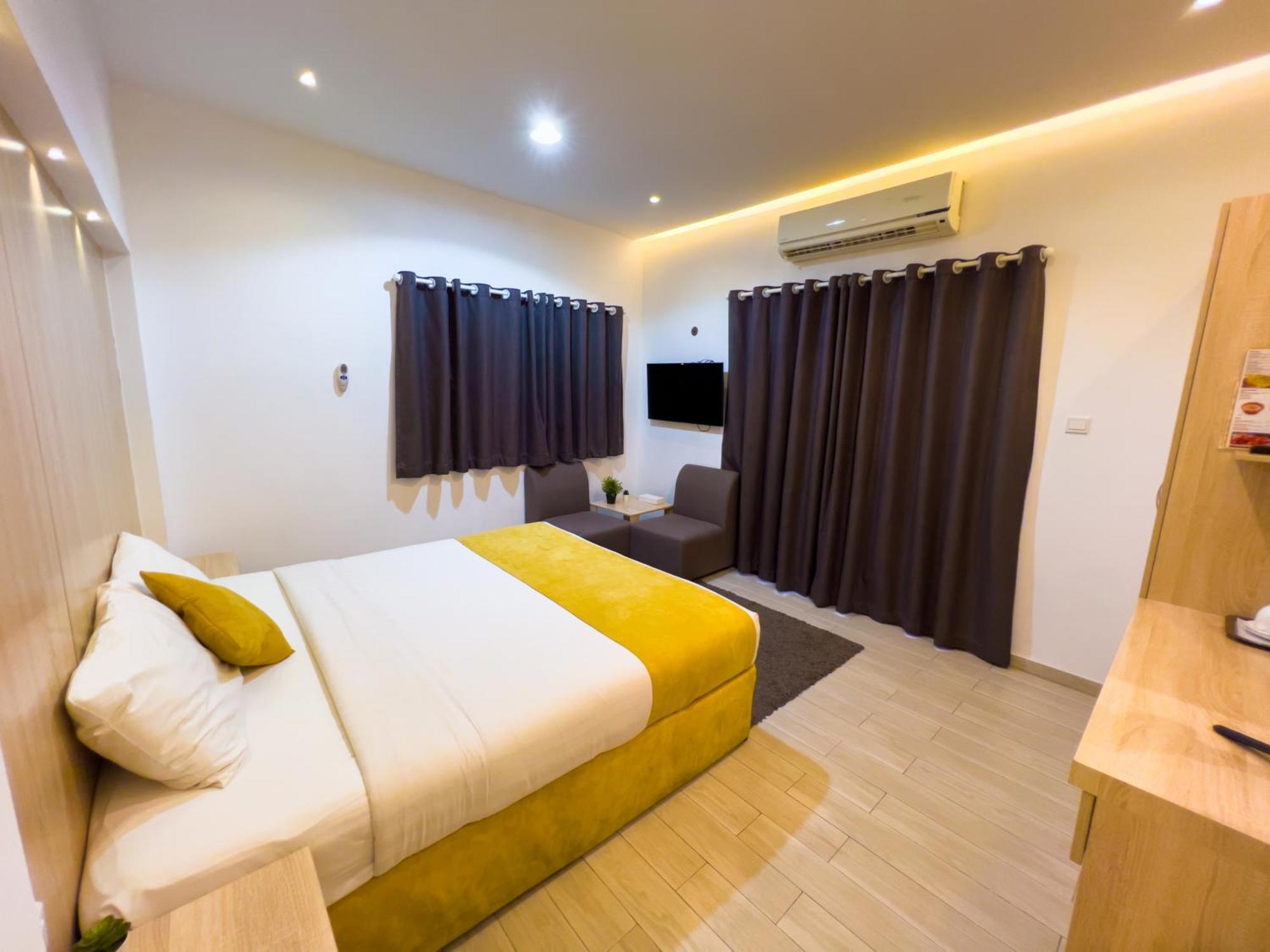 24 Gold Hotel Dubai Bagian luar foto